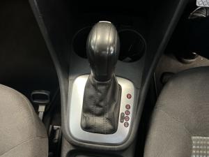 Volkswagen Polo Vivo hatch 1.6 Comfortline auto - Image 18