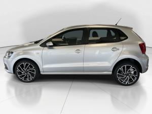 Volkswagen Polo Vivo hatch 1.6 Comfortline auto - Image 4