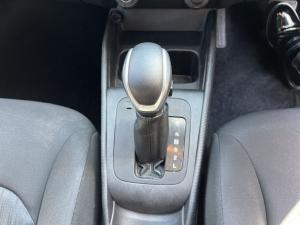 Toyota Starlet 1.5 XS auto - Image 19