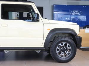 Suzuki Jimny 1.5 GLX AllGrip 3-door auto - Image 5