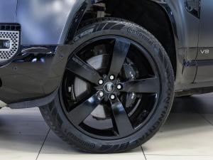 Land Rover Defender 90 V8 Carpathian Edition - Image 30