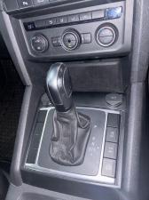 Volkswagen Amarok 2.0BiTDI double cab Highline auto - Image 20