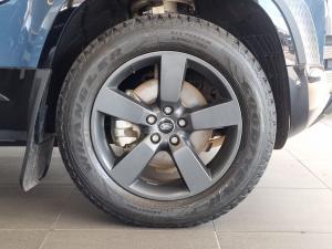 Land Rover Defender 110 D250 X-Dynamic SE - Image 18