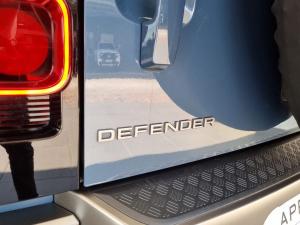 Land Rover Defender 110 D250 X-Dynamic SE - Image 21