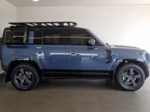 Land Rover Defender 110 D250 X-Dynamic SE - Image 3