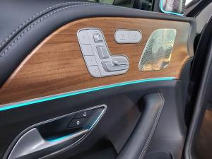 Mercedes-Benz GLS GLS600 - Image 13