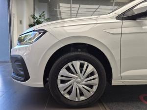 Volkswagen Polo sedan 1.6 auto - Image 5