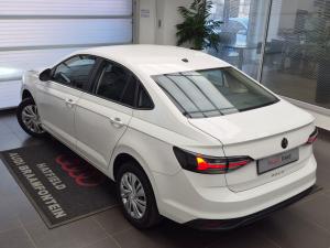 Volkswagen Polo sedan 1.6 auto - Image 8