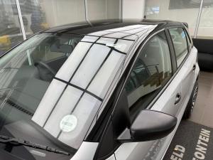 Volkswagen Polo Vivo hatch 1.4 - Image 21