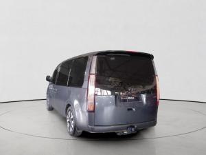 Hyundai Staria 2.2D Luxury - Image 5
