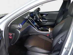 Mercedes-Benz C-Class C200 Avantgarde - Image 9