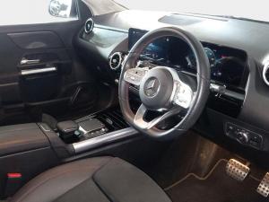 Mercedes-Benz GLA GLA200d Progressive - Image 18