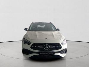 Mercedes-Benz GLA GLA200d Progressive - Image 2