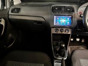 Volkswagen Polo Vivo hatch 1.4 - Image 10