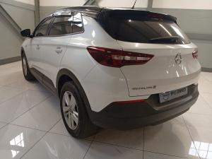 Opel Grandland X 1.6 Turbo Enjoy - Image 4
