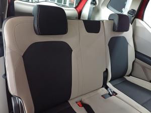 Renault Triber 1.0 Zen auto - Image 12