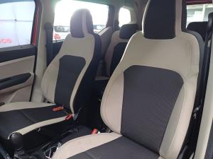 Renault Triber 1.0 Zen auto - Image 26