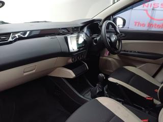 Renault Triber 1.0 Zen auto