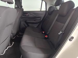 Suzuki Swift 1.2 GLX auto - Image 14
