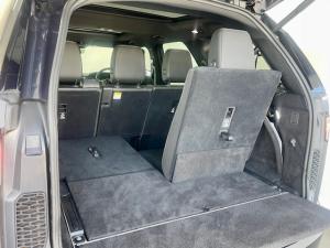 Land Rover Discovery D350 Dynamic SE - Image 26