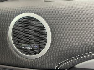 Land Rover Discovery D350 Dynamic SE - Image 9