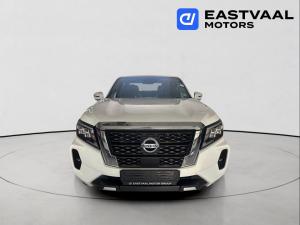 Nissan Navara 2.5DDTi double cab LE Plus - Image 2