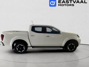 Nissan Navara 2.5DDTi double cab LE Plus - Image 8