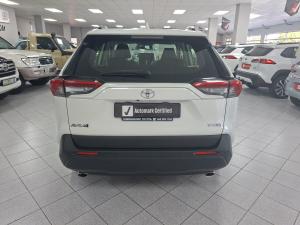 Toyota RAV4 2.0 GX auto - Image 5