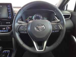 Toyota Corolla Cross 1.8 Hybrid XS - Image 8