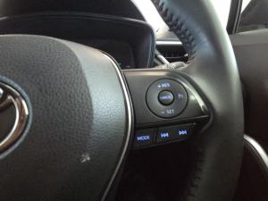 Toyota Corolla Cross 1.8 Hybrid XS - Image 10