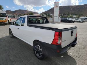 Nissan NP200 1.6i safety pack (aircon) - Image 18