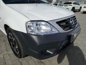 Nissan NP200 1.6i safety pack (aircon) - Image 19