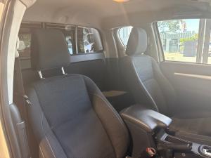 Toyota Hilux 2.4GD-6 Xtra cab Raider auto - Image 12