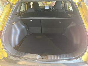 Toyota Corolla Cross 1.8 Xi - Image 14