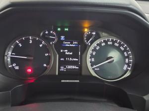 Toyota Land Cruiser Prado 2.8GD VX - Image 11