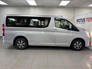 Toyota Quantum 2.8 LWB bus 11-seater GL - Image 3