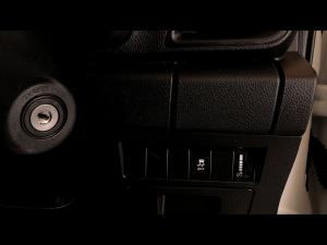 Isuzu D-Max 1.9TD double cab L 4x4 manual - Image 16