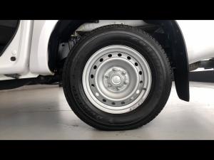 Isuzu D-Max 1.9TD double cab L 4x4 manual - Image 19