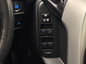 Toyota Land Cruiser Prado 3.0DT TX - Image 17