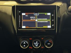 Suzuki Swift 1.2 GLX manual - Image 12