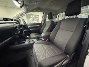 Toyota Hilux 2.4GD-6 Xtra cab Raider auto - Image 7