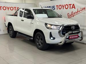 Toyota Hilux 2.4GD-6 Xtra cab Raider auto - Image 1