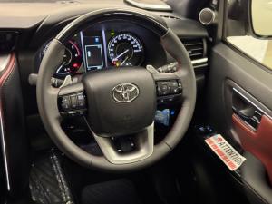 Toyota Fortuner 2.8GD-6 4x4 - Image 8