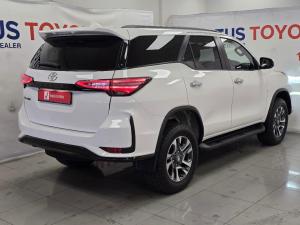 Toyota Fortuner 2.8GD-6 4x4 - Image 2