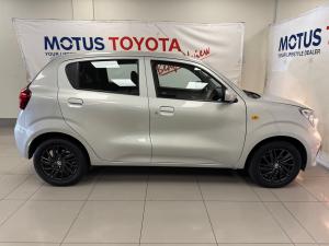 Toyota Vitz 1.0 XR manual - Image 3