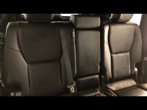 Toyota Land Cruiser Prado 2.8GD VX-R - Image 11