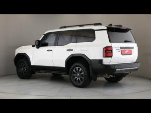 Toyota Land Cruiser Prado 2.8GD VX-R - Image 21