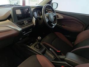 Toyota Starlet Cross 1.5 XS manual - Image 7