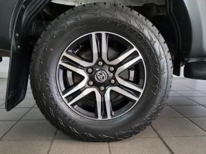 Toyota Hilux 2.4GD-6 double cab 4x4 Raider X manual - Image 9