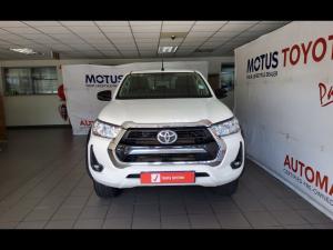 Toyota Hilux 2.4GD-6 double cab 4x4 Raider X manual - Image 4